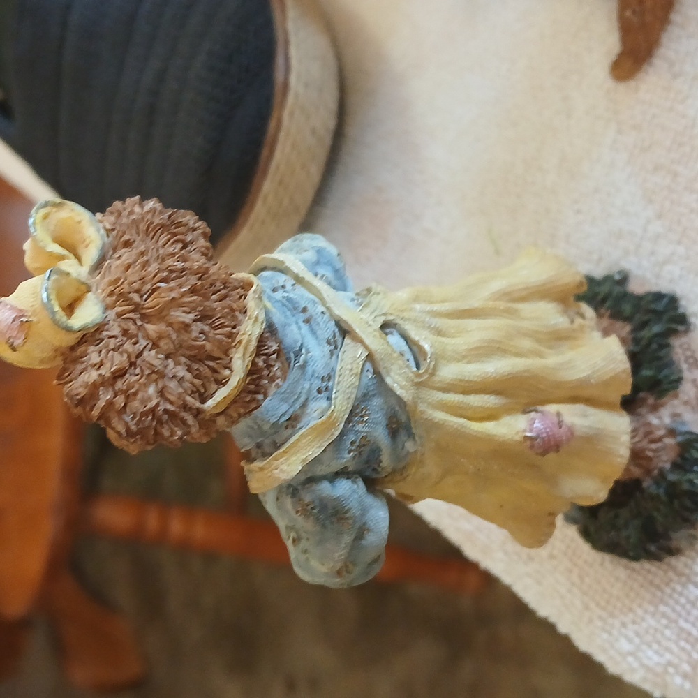 Boyds Bears Collection - Picture 2 of 4